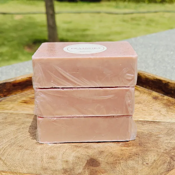 Detan_Kumkumadi_Goat_Milk_Base_Soap