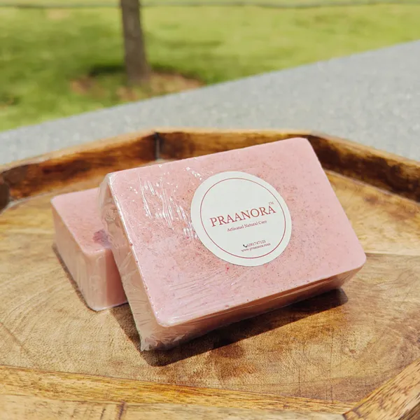 Detan_Kumkumadi_Goat_Milk_Base_Soap