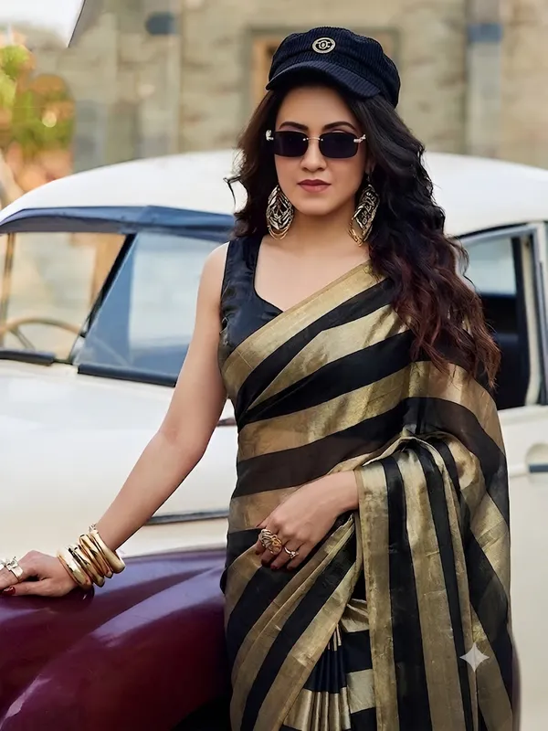 Black_Gold_Satin_Patta_Striped_Saree_With_Blouse_For_Women