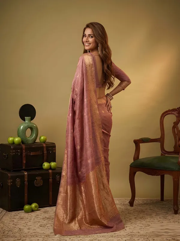 Pink_Silk_Blend_Saree_For_Women