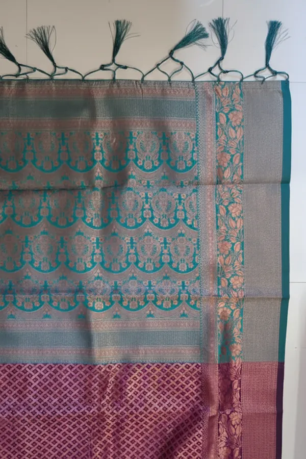 Wine_Silk_Blend_Saree_For_Women