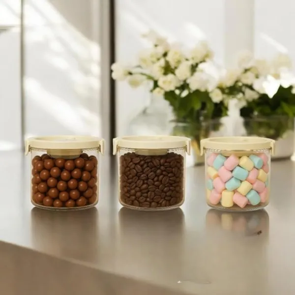 Transparent_Plastic_Storage_Container_For_Food_Storage