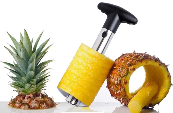 Silver_Stainless_Steel_Pineapple_Slicer_&_Corer_For_Slicing_Pineapple