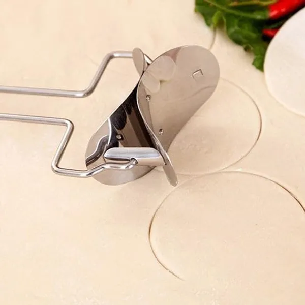 Silver_Stainless_Steel_Dumpling_Wrapper_Cutter_For_Making_Dumplings