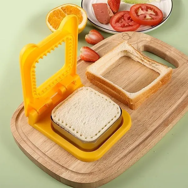Red_Glass_&_Silicone_Sandwich_Cutter_&_Sealer_For_Sealing_Sandwiches_(Pack_Of_2_)