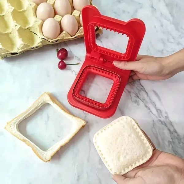 Red_Glass_&_Silicone_Sandwich_Cutter_&_Sealer_For_Sealing_Sandwiches_(Pack_Of_2_)