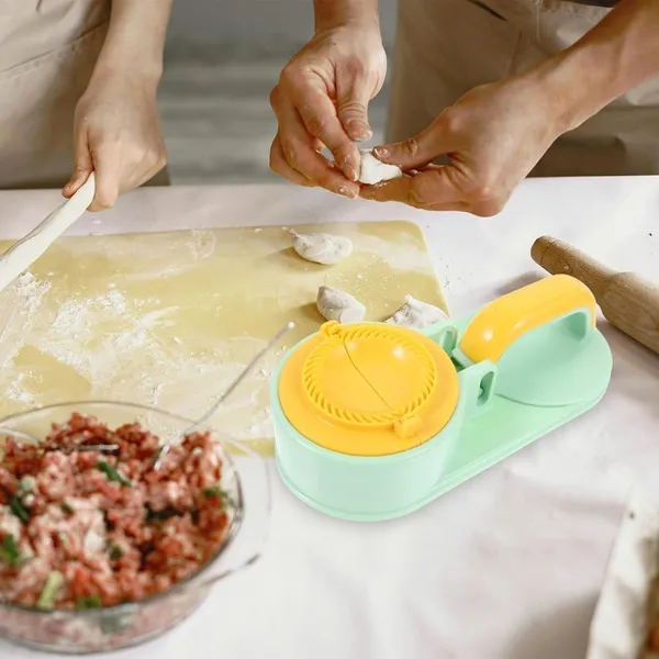 Green_Pp_Plastic_Dumpling_Maker_For_Making_Dumplings