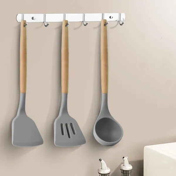 Grey_And_Beige_Silicone_&_Wood_Silicone_Kitchen_Utensils_Set_For_Cooking_&_Baking_(Pack_Of_3_)