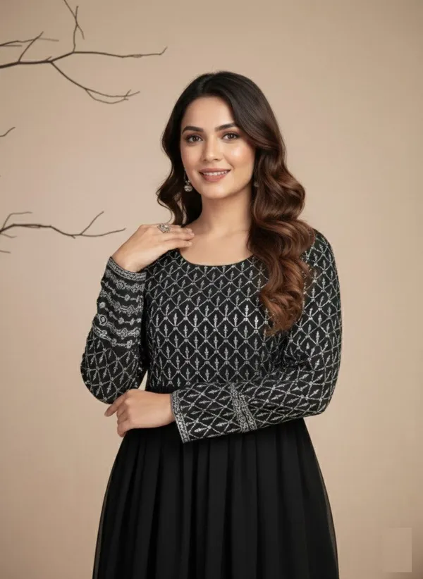 Black_Georgette_Anarkali_Gown_For_Women