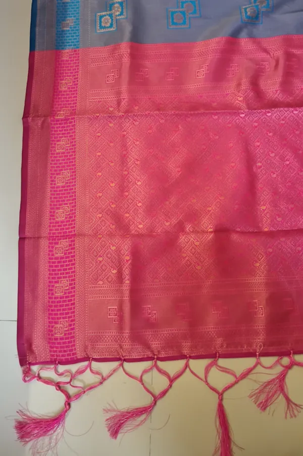 Pink_Silk_Blend_Saree_For_Women