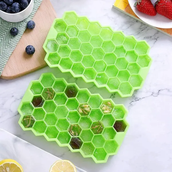 Green_Silicone_Silicone_Ice_Cube_Tray_For_Making_Ice_Cubes_(Pack_Of_2_)