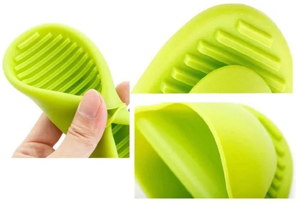 Green_Silicone_Kitchen_Linen_Set_For_Kitchen_Cleaning_&_Cooking_(Pack_Of_2_)