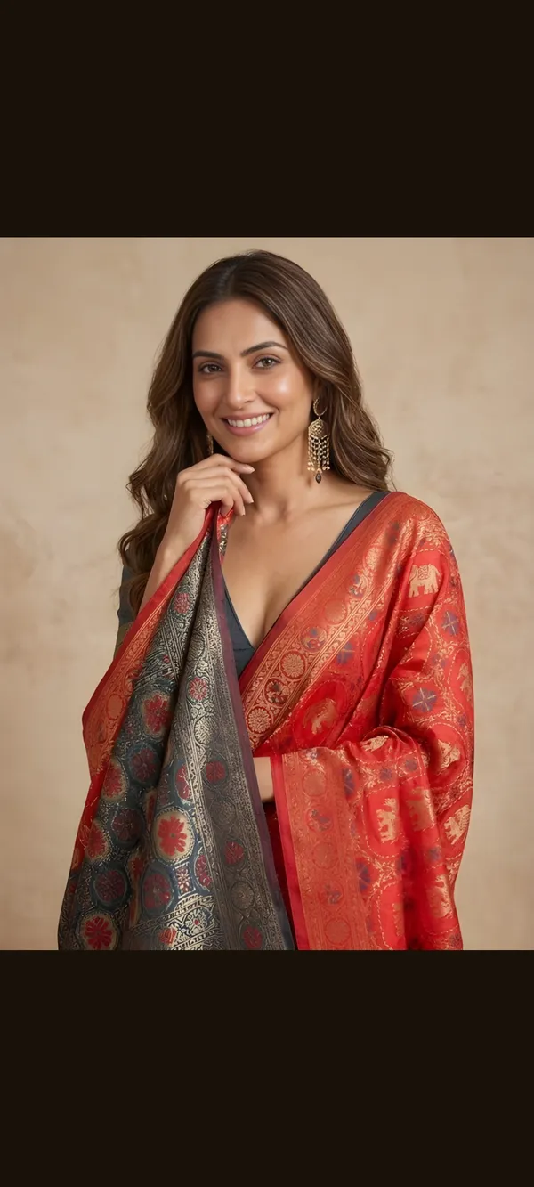 Red_Silk_Blend_Saree_For_Women