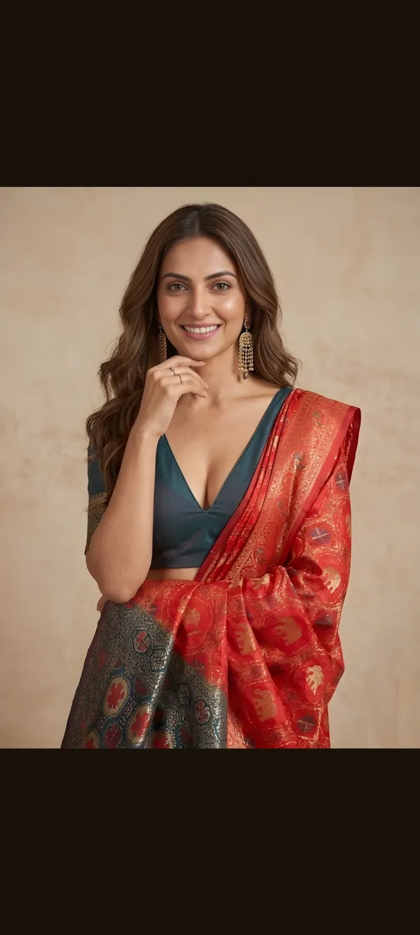 Red_Silk_Blend_Saree_For_Women