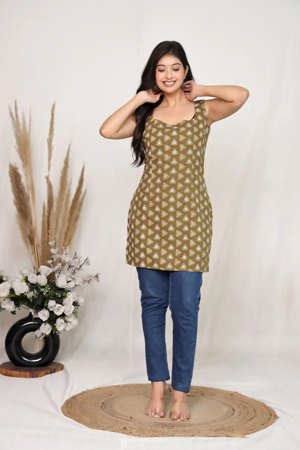 Olive_Green_Cotton_Floral_Print_Sleeveless_Kurta_For_Women