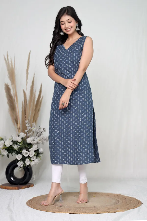 Navy_Cotton_Sleeveless_Floral_Print_Kurta_For_Women