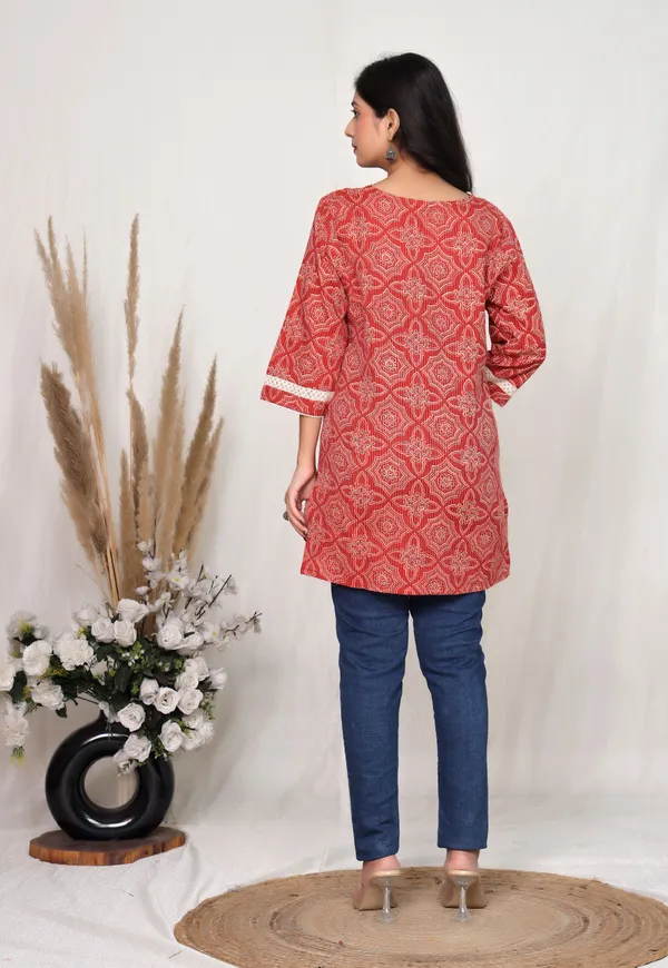Red_Cotton_Straight_Geometric_Floral_Print_Kurti_For_Women