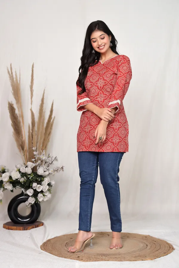 Red_Cotton_Straight_Geometric_Floral_Print_Kurti_For_Women