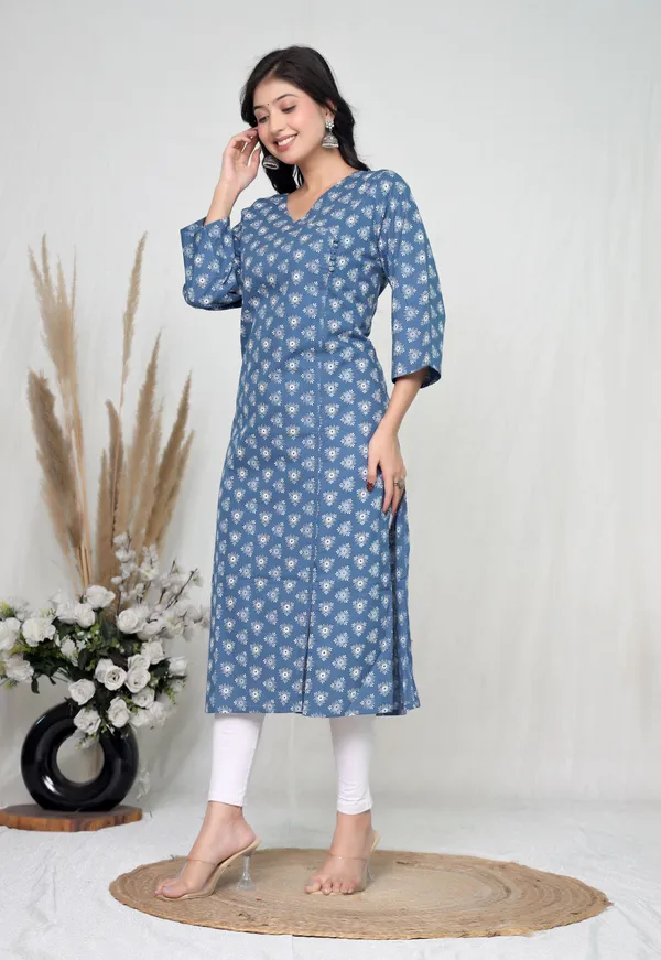 Blue_Cotton_Relaxed_Floral_Print_Nightdress_For_Women