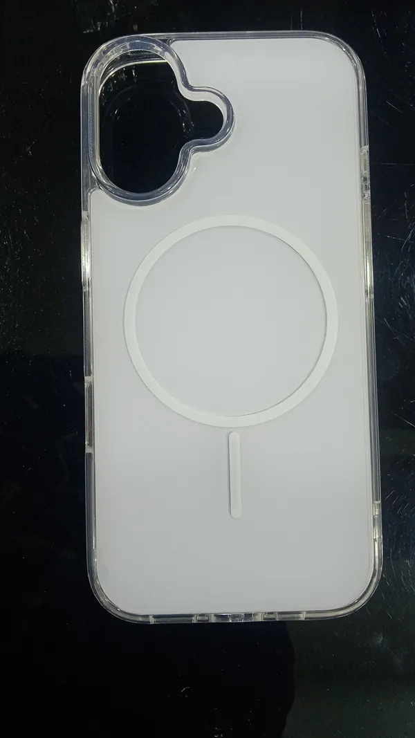 Sia_White_Magnetic_Ring_Acrylic_Case_For_Iphone_17