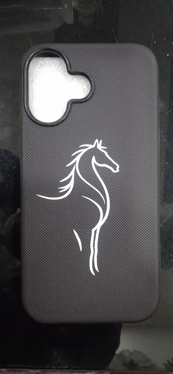 Sia_Black_Horse_Print_Textured_Phone_Case_For_Iphone_16