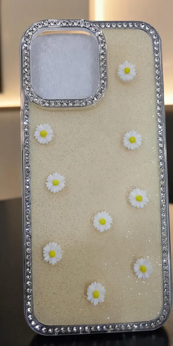 Sia_Yellow_Glitter_Daisy_Rhinestone_Case_For_Iphone_15_Pro_Max