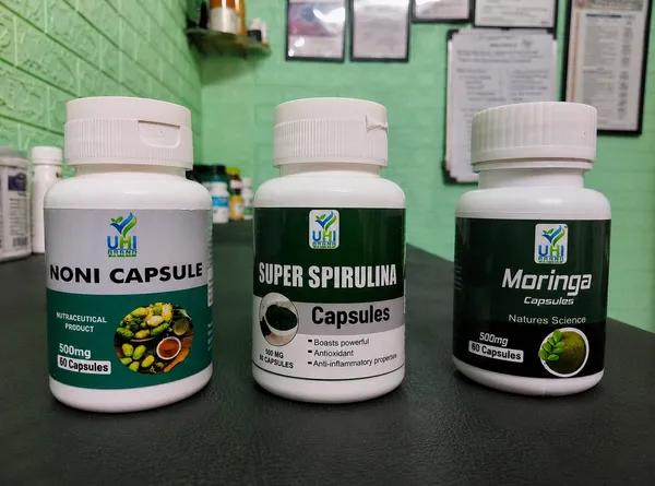 Noni_Spirulina_And_Moringa_Capsules_Set_Of_3