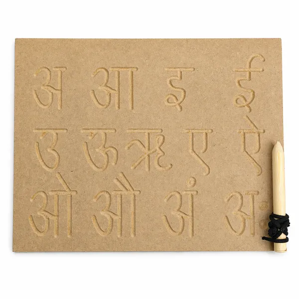 Hindi_Swar_Wooden_Tracing_Board_For_Kids
