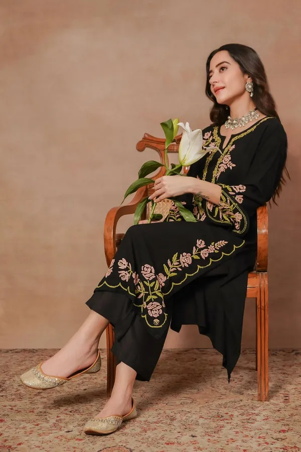 Embroidered_Anarkali_Suit_Set