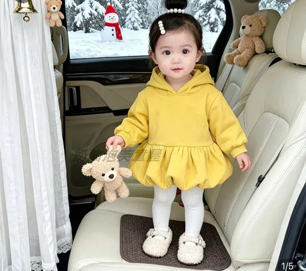Yellow_Premium_And_Elegant_Thick_Dress_For_Girls