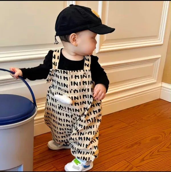Beige_And_Black_Premium_And_Elegant_Denim_2_Pc_Set_For_Kids