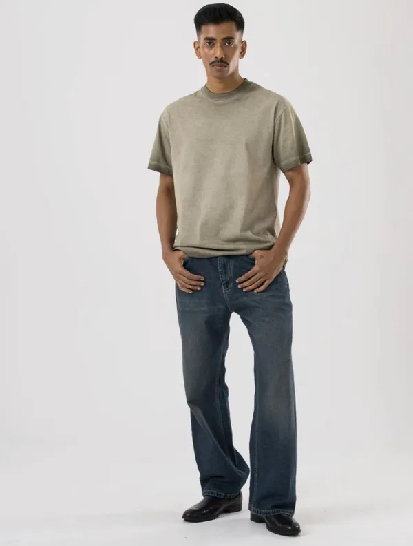 Straight_Fit_Jeans