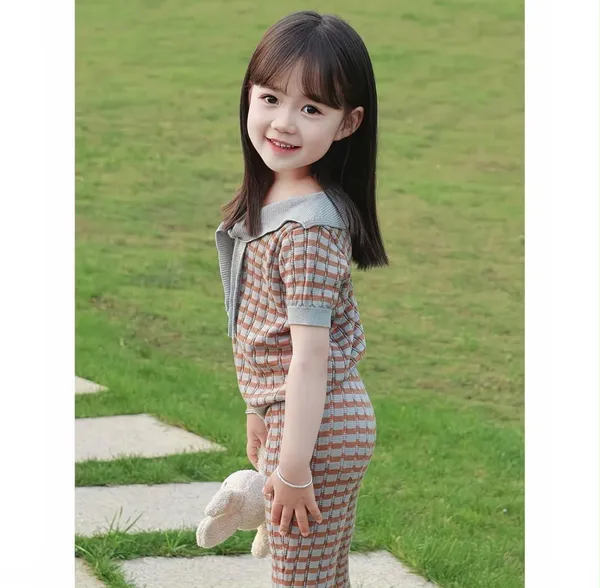 Grey_Premium_And_Elegant_Knitted_Co-Ord_Set_For_Girls