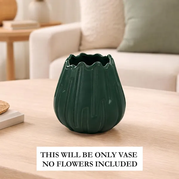 Ceramic_Ribbed_Premium_Vase_For_Home_Decor