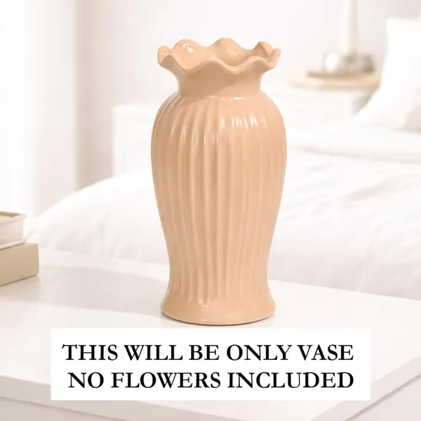 Ribbed_Ceramic_Premium_Vase_With_Wavy_Rim_For_Home_Decor