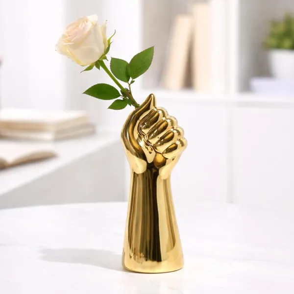Hand_Shaped_Ceramic_Premium_Vase_For_Home_Decor