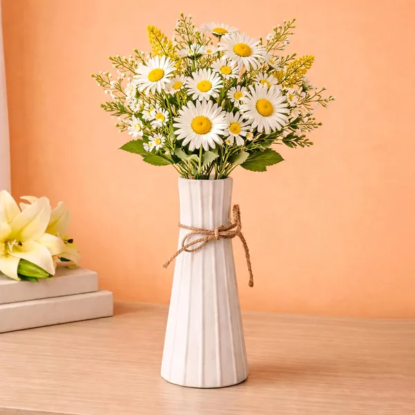 Ceramic_Premium_Vase_With_Jute_Rope_Accent_For_Home_Decor