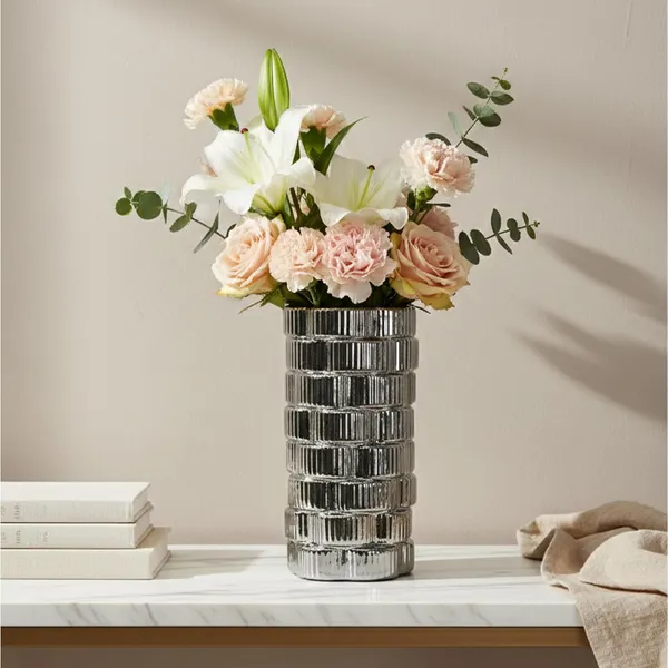 Ribbed_Ceramic_Premium_Vase_For_Home_Decor