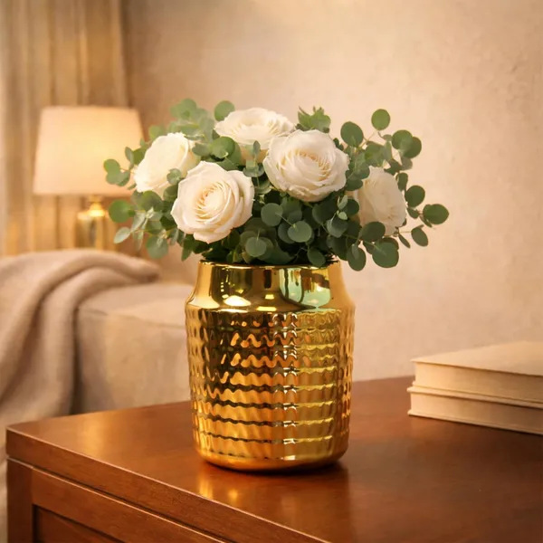 Ribbed_Ceramic_Premium_Vase_For_Home_Decor