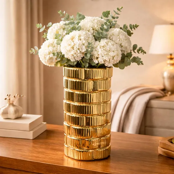 Ribbed_Ceramic_Premium_Vase_For_Home_Decor