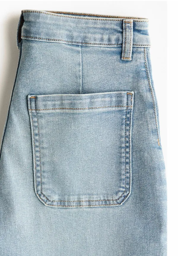 Light_Blue_Denim_Wide_Leg_Jeans_for_Women