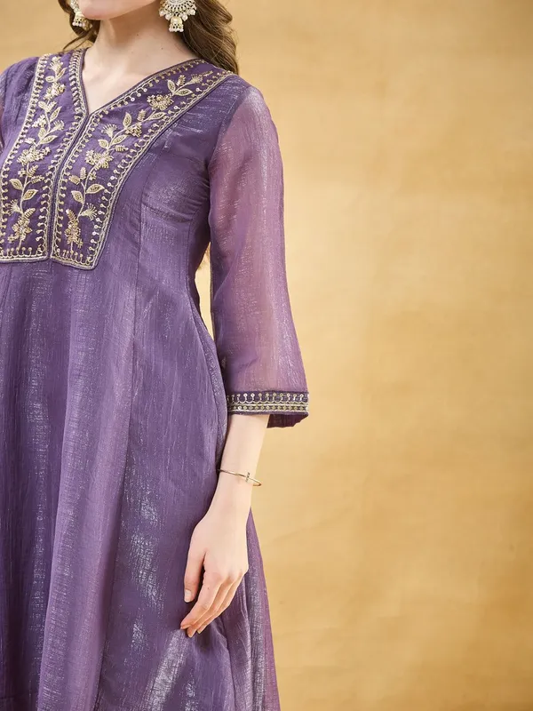 Purple_Textured_Embroidered_Kurta_Set_for_Women