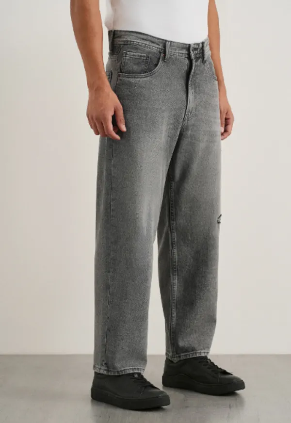Flared_Jeans