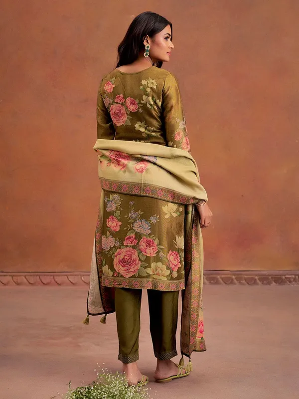 Olive_Floral_Print_Straight_Suit_Set_for_Women