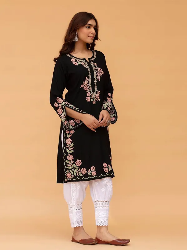 Embroidered_Anarkali_Suit_Set