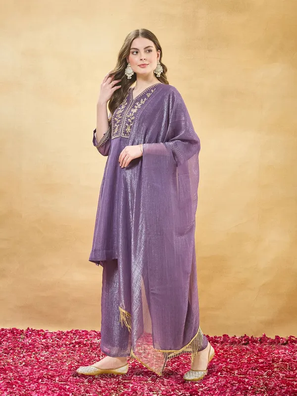 Purple_Textured_Embroidered_Kurta_Set_for_Women
