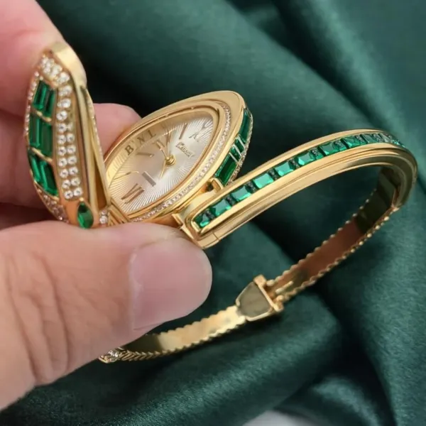 Nimi_House_Emerald_Green_Crystal_Bracelet_Watch