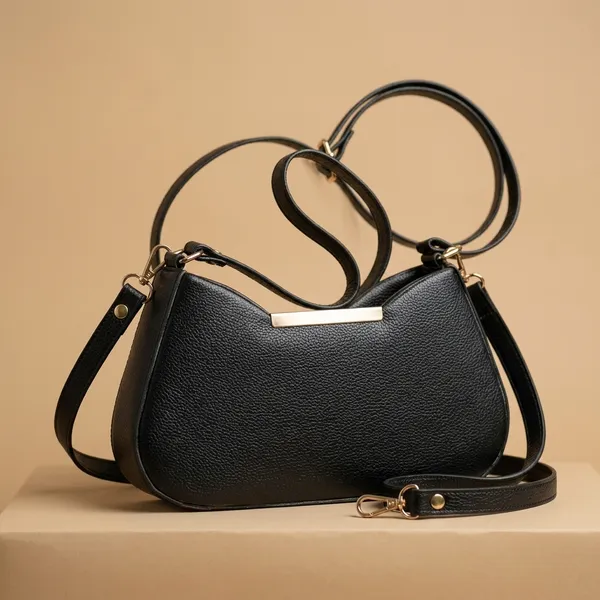Pebbled_Leather_Crossbody_Elegant