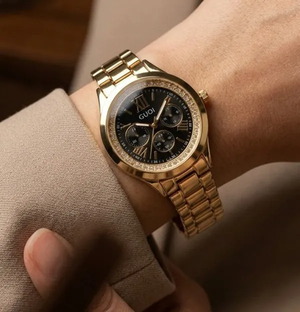 Nimi_House_Midnight_Royale_Crystal_Gold_Bracelet_Watch_For_Women