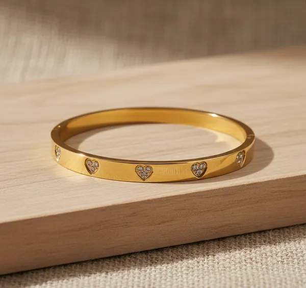 Radiant_Heart_Bangle_Bracelet